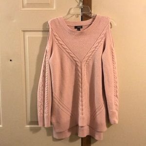 High-low cold shoulder sweater